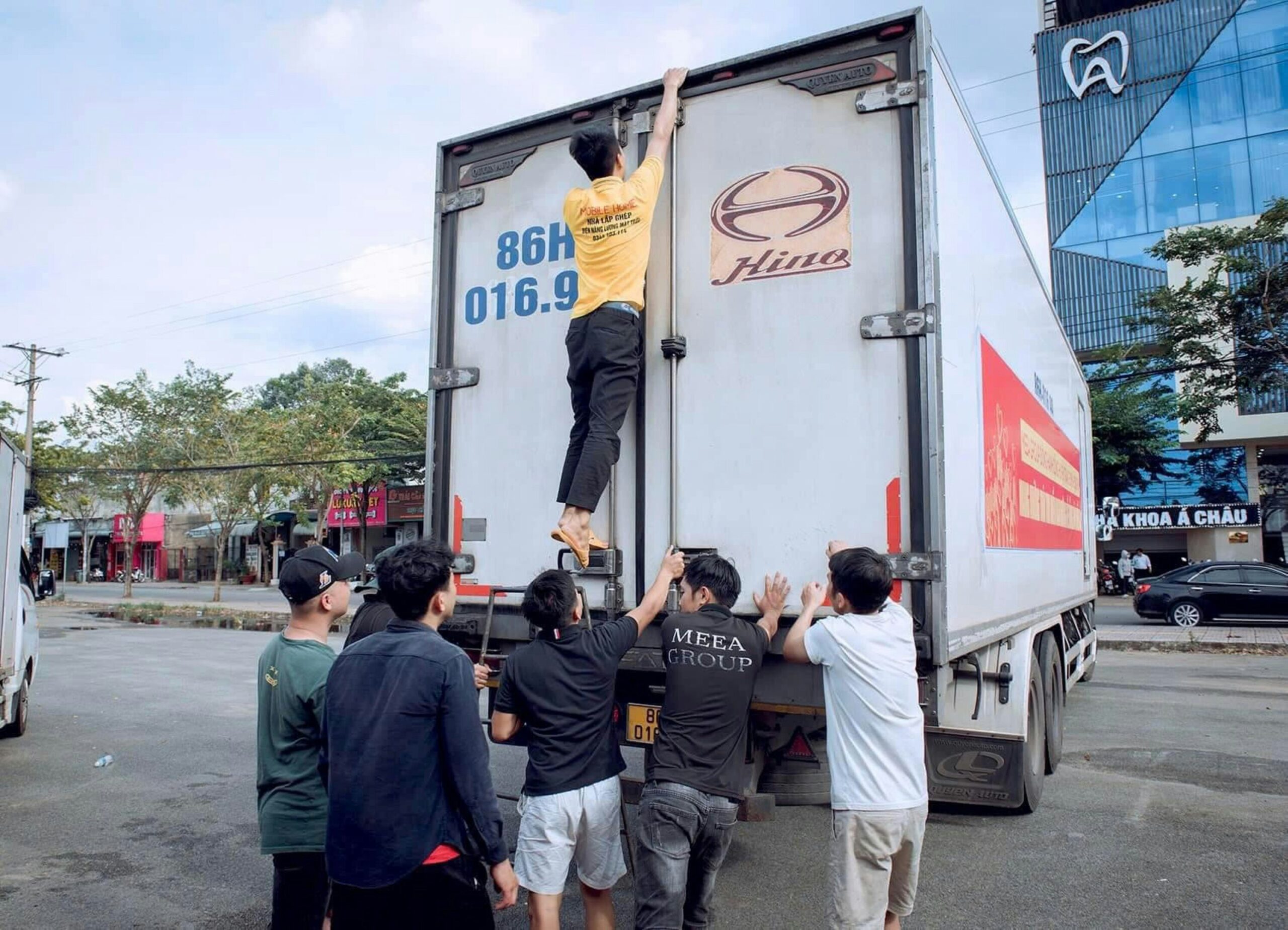 Hino commercial box truck, a brand widely used by Singapore fleet operators